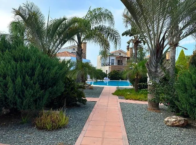 Sotira Luxury House *