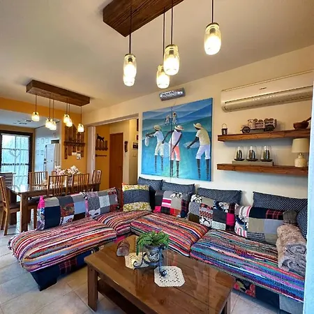 Sotira Luxury House *