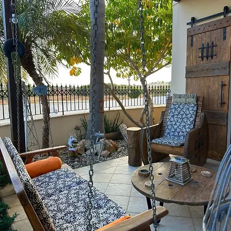 Vakantiehuis Sotira Luxury House *